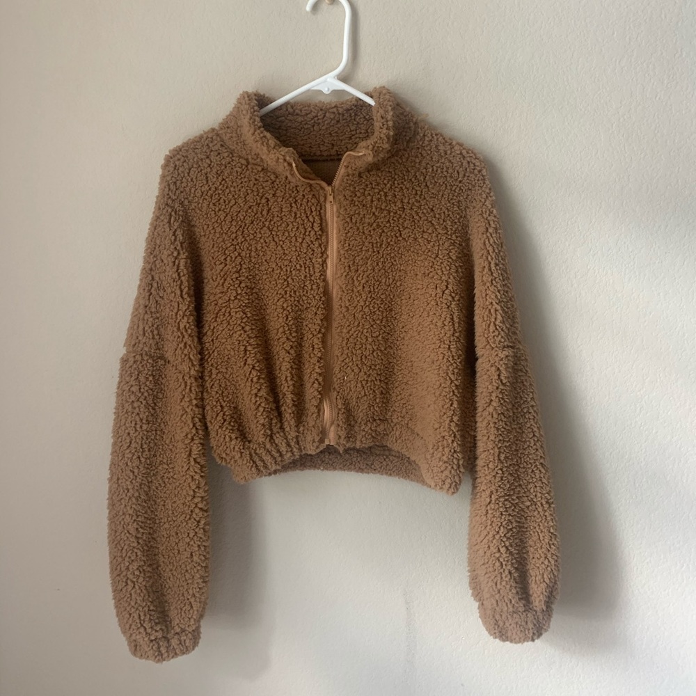 Full zipped cropped teddy bear jacket